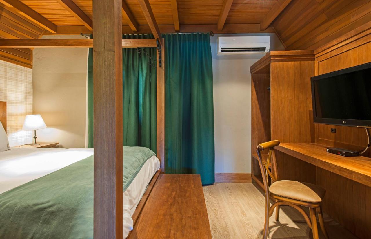 Hotel Fioreze Chales Грамаду Экстерьер фото