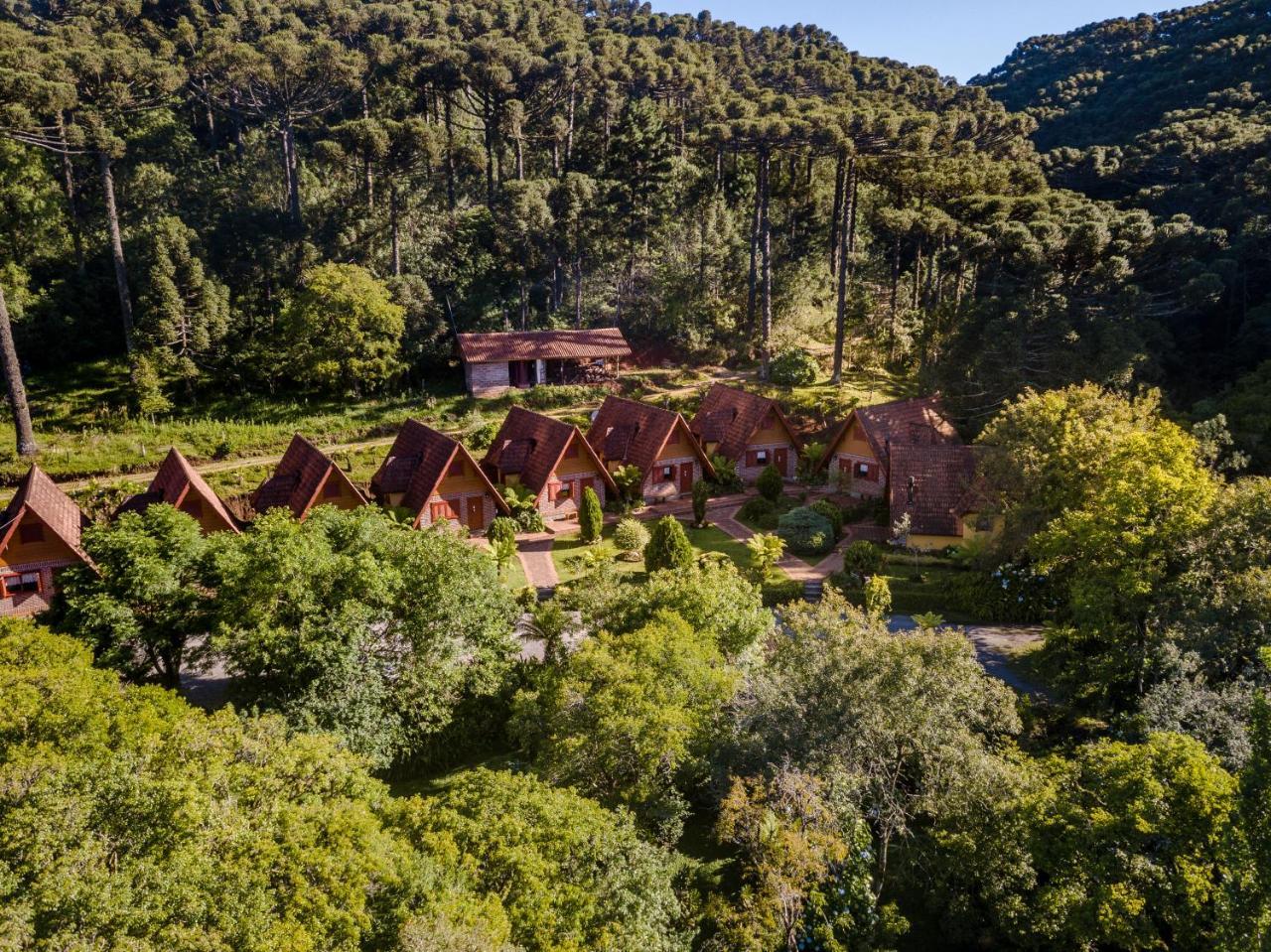 Hotel Fioreze Chales Грамаду Экстерьер фото